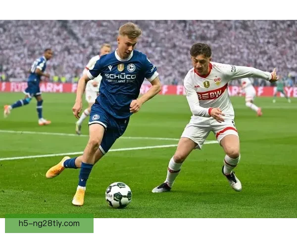 斯图加特迎战科隆努贝尔昂达夫首发